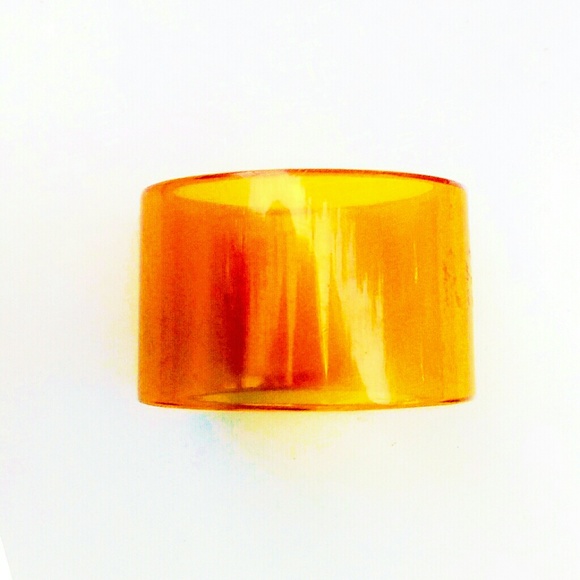 Wide, Oversized Vintage Bakelite Bangle Bracelet - Picture 3 of 4
